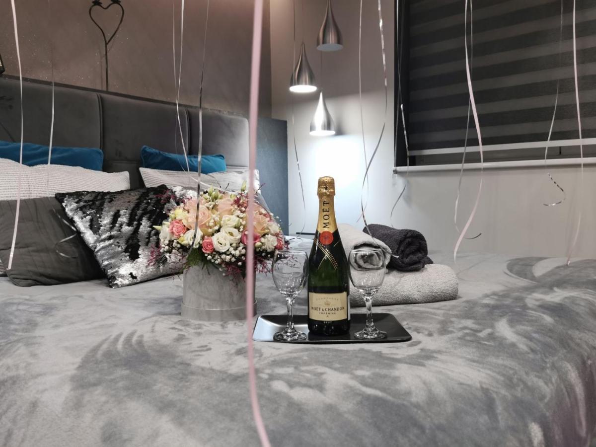 Sinergija Apartment Belgrade Luaran gambar