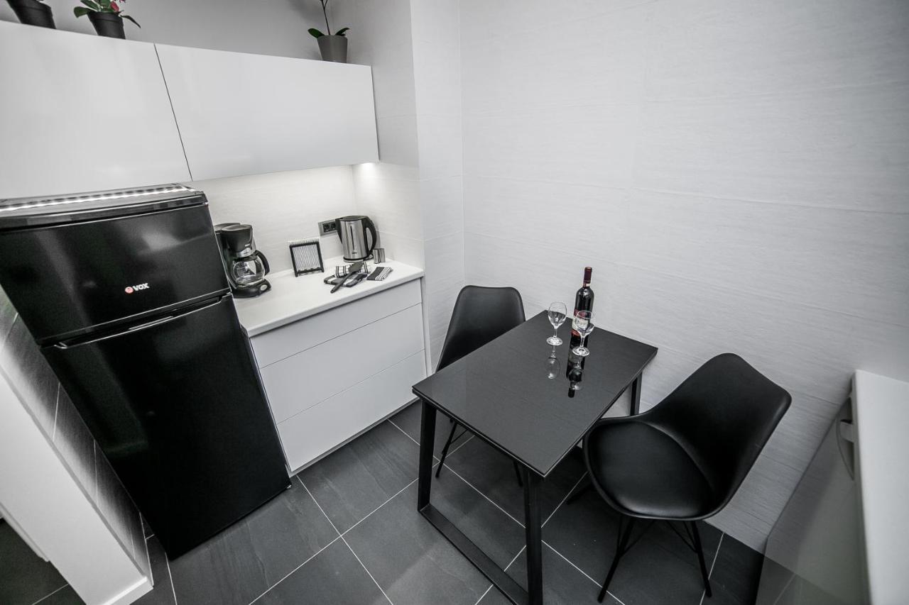 Sinergija Apartment Belgrade Luaran gambar